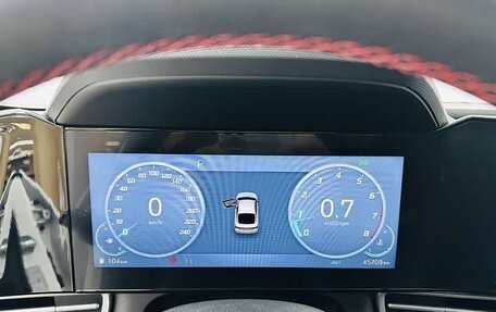 Hyundai Elantra, 2023 год, 1 550 000 рублей, 14 фотография