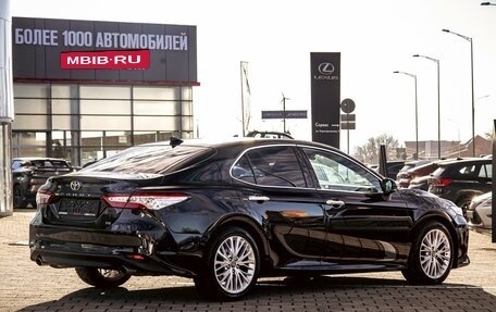 Toyota Camry, 2019 год, 2 495 000 рублей, 6 фотография