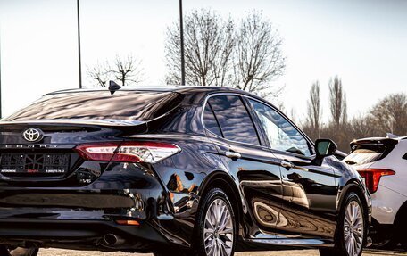 Toyota Camry, 2019 год, 2 495 000 рублей, 14 фотография