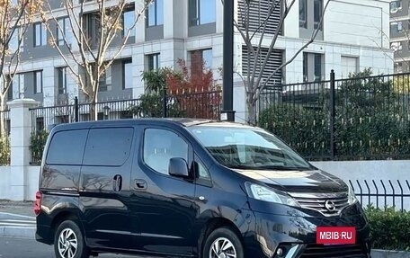 Nissan NV200, 2018 год, 1 860 000 рублей, 3 фотография