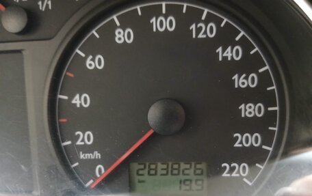 Volkswagen Polo IV рестайлинг, 2004 год, 430 000 рублей, 2 фотография