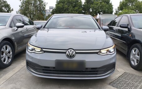 Volkswagen Golf VIII, 2022 год, 2 090 000 рублей, 3 фотография