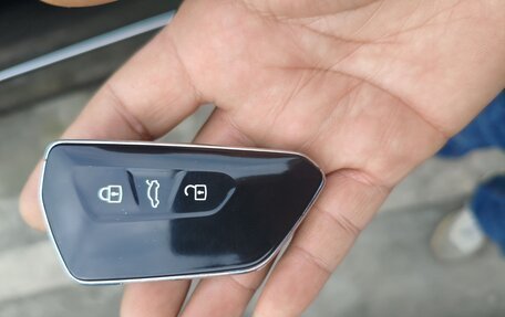 Volkswagen Golf VIII, 2022 год, 2 090 000 рублей, 5 фотография