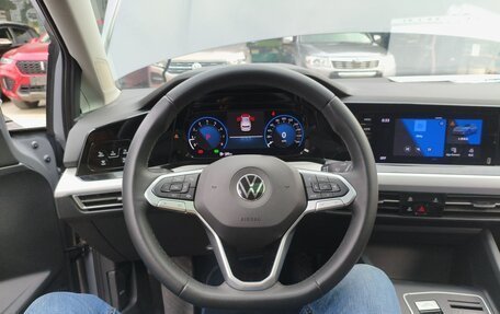 Volkswagen Golf VIII, 2022 год, 2 090 000 рублей, 7 фотография