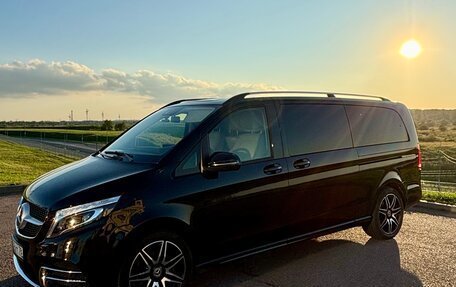 Mercedes-Benz V-Класс, 2021 год, 8 500 000 рублей, 1 фотография