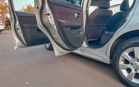 Nissan Tiida, 2010 год, 649 000 рублей, 10 фотография