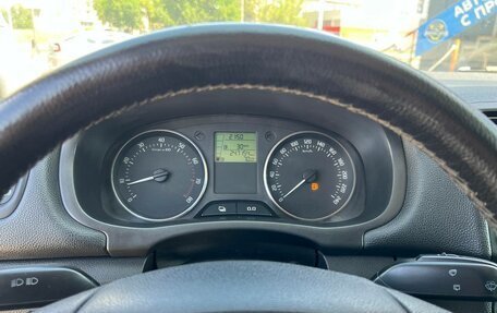 Skoda Fabia II, 2010 год, 350 000 рублей, 9 фотография