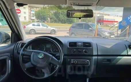 Skoda Fabia II, 2010 год, 350 000 рублей, 12 фотография