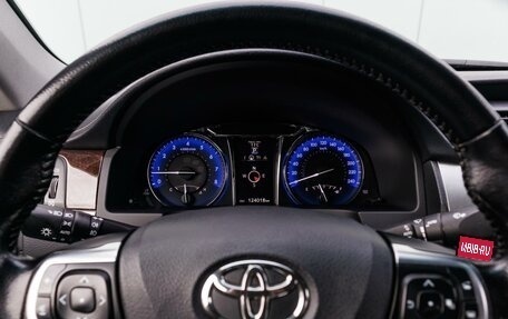 Toyota Camry, 2017 год, 2 699 000 рублей, 18 фотография
