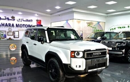 Toyota Land Cruiser Prado, 2024 год, 10 850 000 рублей, 1 фотография