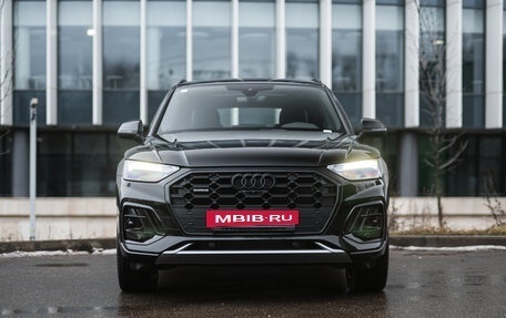 Audi Q5, 2025 год, 6 050 000 рублей, 2 фотография