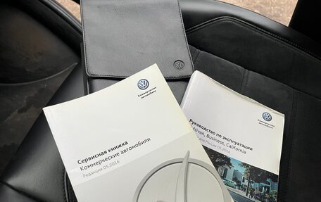 Volkswagen Multivan T6 рестайлинг, 2016 год, 3 680 000 рублей, 21 фотография