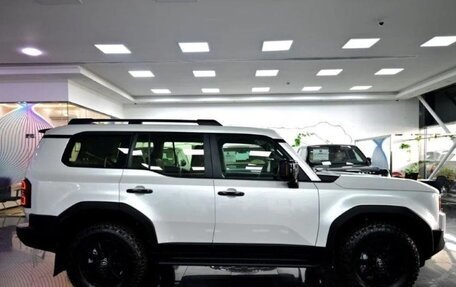 Toyota Land Cruiser Prado, 2024 год, 10 850 000 рублей, 4 фотография