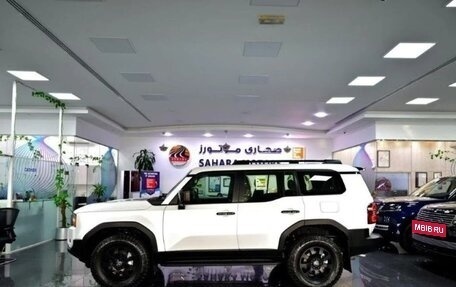 Toyota Land Cruiser Prado, 2024 год, 10 850 000 рублей, 5 фотография