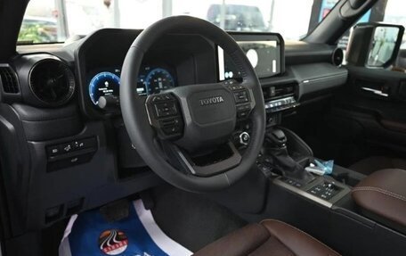 Toyota Land Cruiser Prado, 2024 год, 10 850 000 рублей, 8 фотография