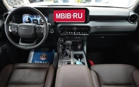 Toyota Land Cruiser Prado, 2024 год, 10 850 000 рублей, 12 фотография