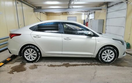 Hyundai Solaris II рестайлинг, 2017 год, 1 350 000 рублей, 20 фотография