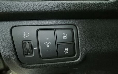 Hyundai Solaris II рестайлинг, 2017 год, 1 350 000 рублей, 21 фотография