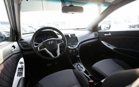 Hyundai Solaris II рестайлинг, 2012 год, 760 000 рублей, 8 фотография