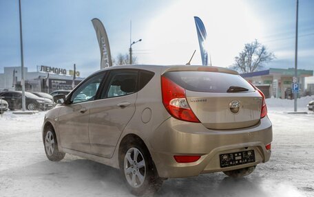 Hyundai Solaris II рестайлинг, 2012 год, 760 000 рублей, 7 фотография