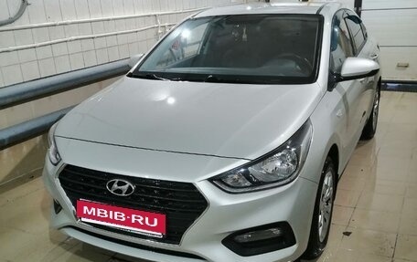 Hyundai Solaris II рестайлинг, 2017 год, 1 350 000 рублей, 27 фотография