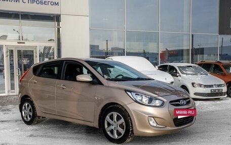 Hyundai Solaris II рестайлинг, 2012 год, 760 000 рублей, 3 фотография