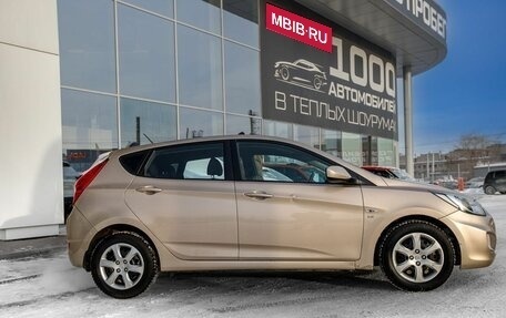 Hyundai Solaris II рестайлинг, 2012 год, 760 000 рублей, 4 фотография