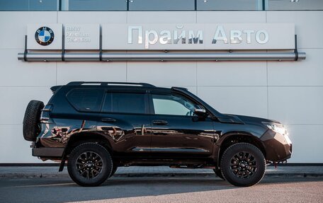 Toyota Land Cruiser Prado 150 рестайлинг 2, 2021 год, 5 820 000 рублей, 6 фотография