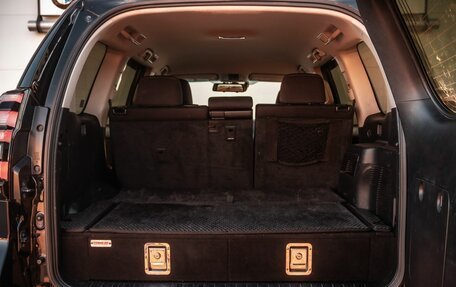 Toyota Land Cruiser Prado 150 рестайлинг 2, 2021 год, 5 820 000 рублей, 9 фотография