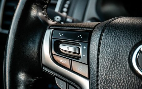 Toyota Land Cruiser Prado 150 рестайлинг 2, 2021 год, 5 820 000 рублей, 26 фотография