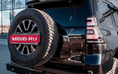 Toyota Land Cruiser Prado 150 рестайлинг 2, 2021 год, 5 820 000 рублей, 22 фотография