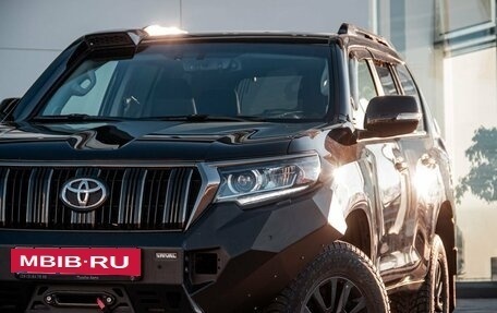 Toyota Land Cruiser Prado 150 рестайлинг 2, 2021 год, 5 820 000 рублей, 20 фотография