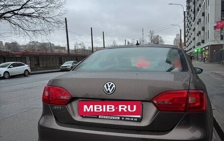 Volkswagen Jetta VI, 2012 год, 1 200 000 рублей, 3 фотография
