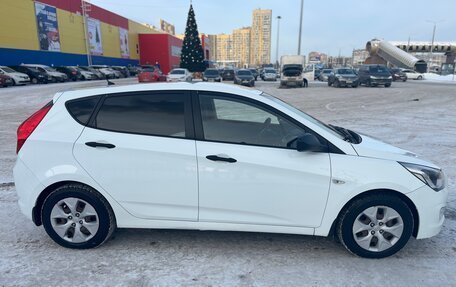 Hyundai Solaris II рестайлинг, 2015 год, 830 000 рублей, 7 фотография