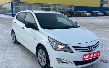Hyundai Solaris II рестайлинг, 2015 год, 830 000 рублей, 8 фотография