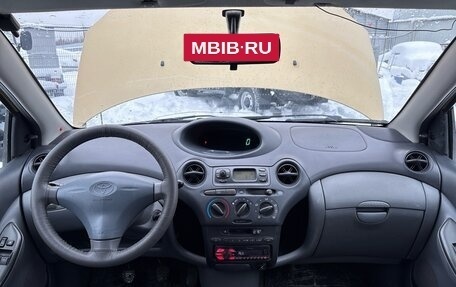 Toyota Yaris I рестайлинг, 2002 год, 275 000 рублей, 5 фотография