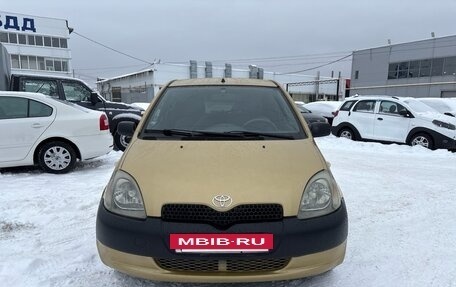 Toyota Yaris I рестайлинг, 2002 год, 275 000 рублей, 3 фотография