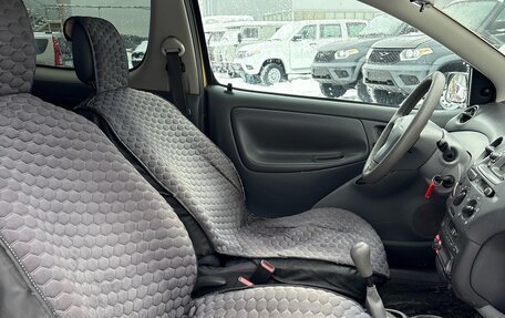 Toyota Yaris I рестайлинг, 2002 год, 275 000 рублей, 7 фотография