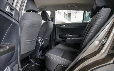 KIA Sportage IV рестайлинг, 2018 год, 2 148 000 рублей, 20 фотография