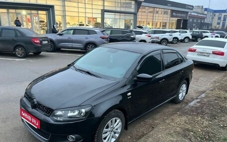 Volkswagen Polo VI (EU Market), 2013 год, 890 000 рублей, 1 фотография