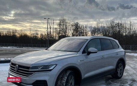 Volkswagen Touareg III, 2018 год, 5 299 999 рублей, 4 фотография