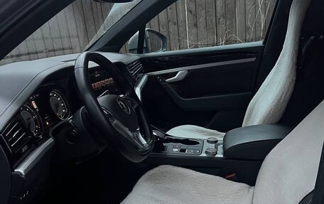 Volkswagen Touareg III, 2018 год, 5 299 999 рублей, 16 фотография