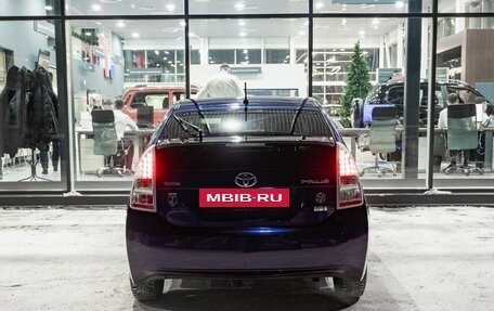 Toyota Prius, 2010 год, 1 100 000 рублей, 4 фотография