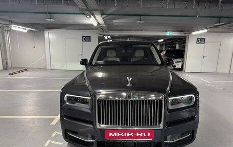 Rolls-Royce Cullinan, 2019 год, 29 900 000 рублей, 2 фотография