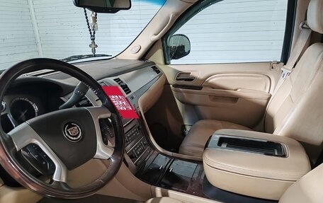 Cadillac Escalade III, 2012 год, 2 150 000 рублей, 3 фотография
