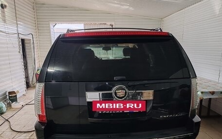 Cadillac Escalade III, 2012 год, 2 150 000 рублей, 14 фотография