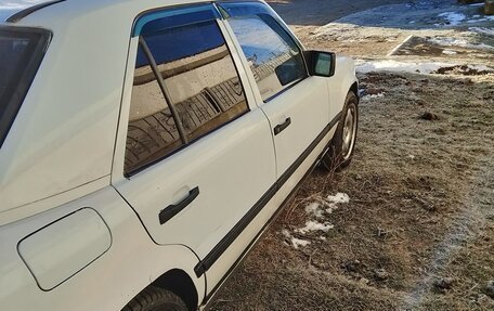 Mercedes-Benz W124, 1985 год, 250 000 рублей, 5 фотография