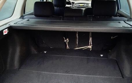 Toyota Corolla, 2004 год, 600 000 рублей, 8 фотография