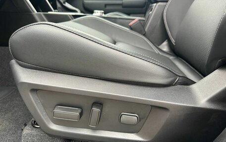 Mitsubishi L200, 2024 год, 5 990 000 рублей, 14 фотография