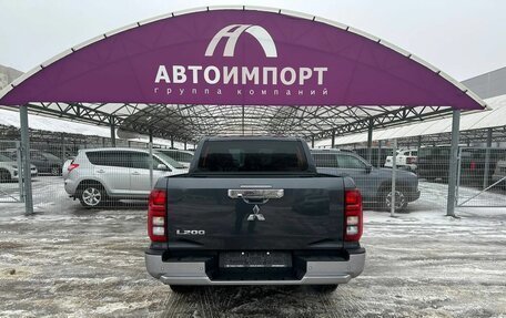 Mitsubishi L200, 2024 год, 5 990 000 рублей, 6 фотография